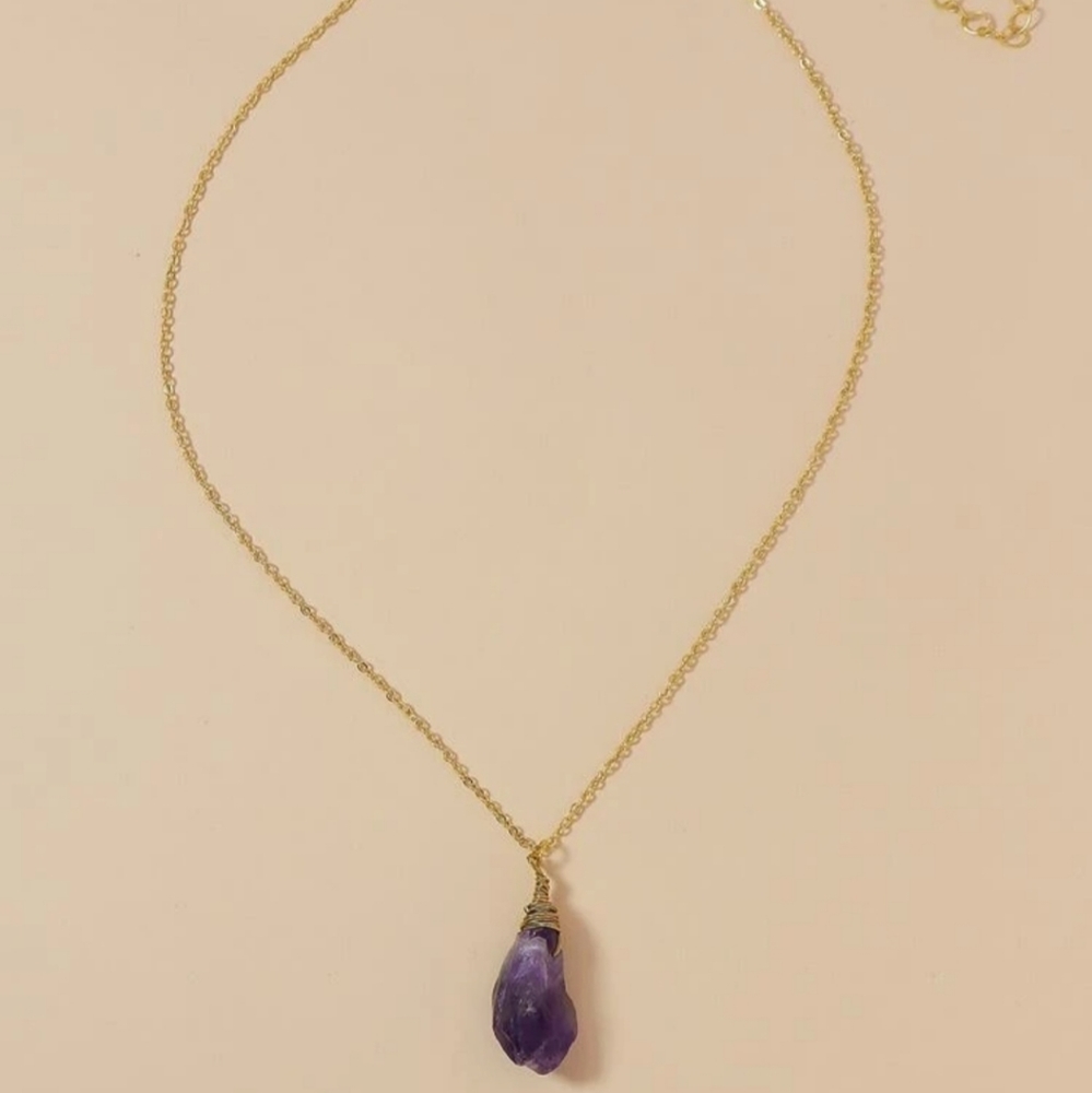 *Lincoln* Dark Crystal Necklace - Picture 3 of 3